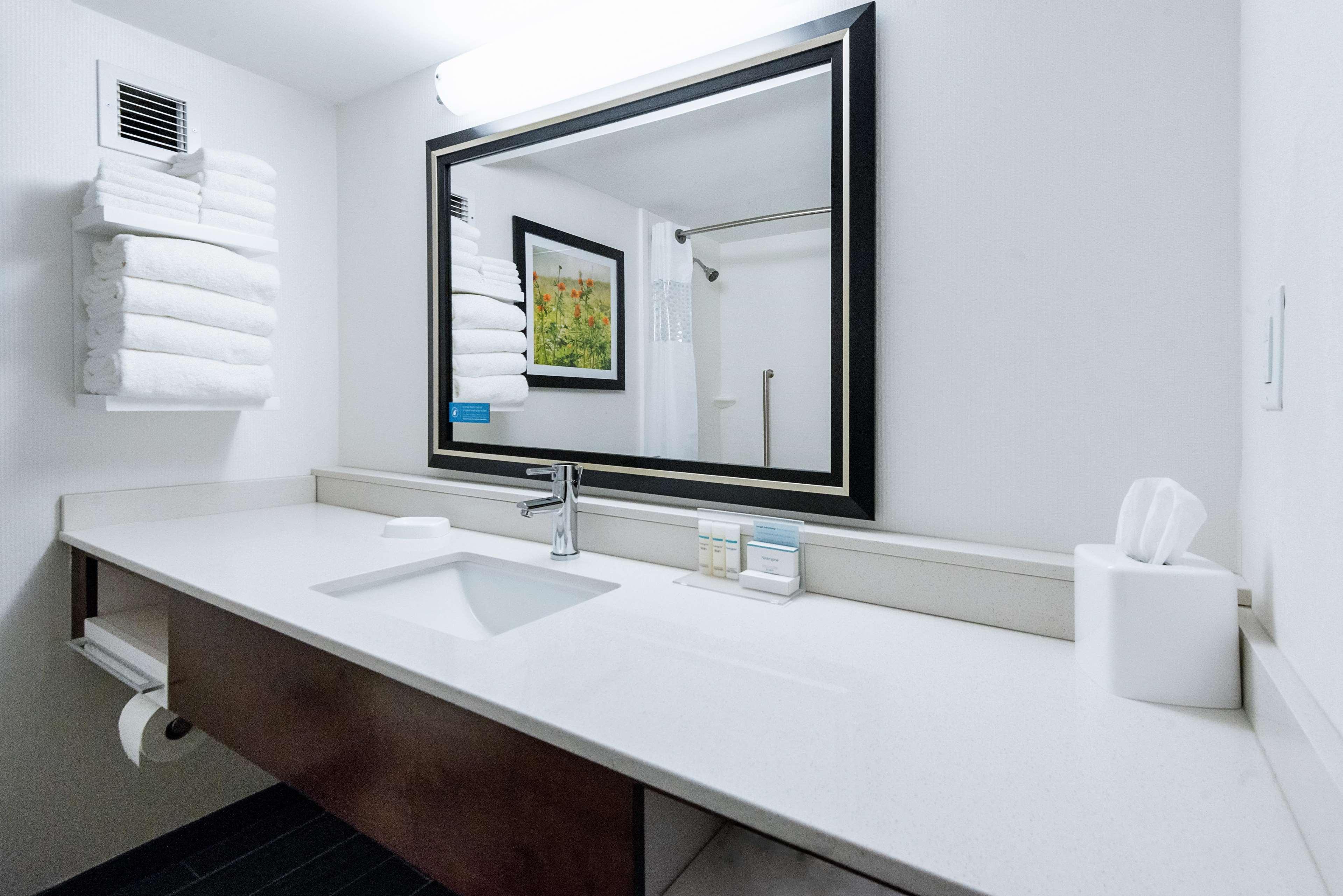 Hampton Inn Meridian Kültér fotó